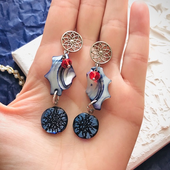 Earrings with a Mother of Pearl - Picture 14 of 17